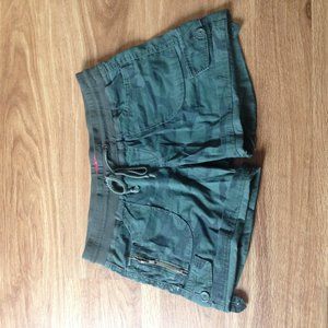 UNIONBAY camo shorts